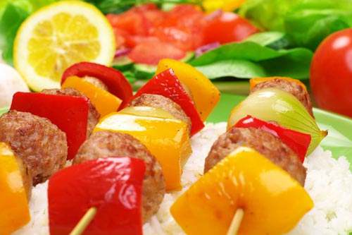 浪漫情侶、愛情主題餐廳，需要經營那些餐品