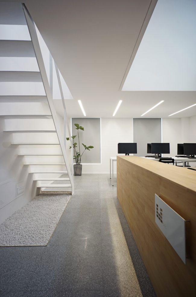 復式辦公室裝修設計入口空間效果圖