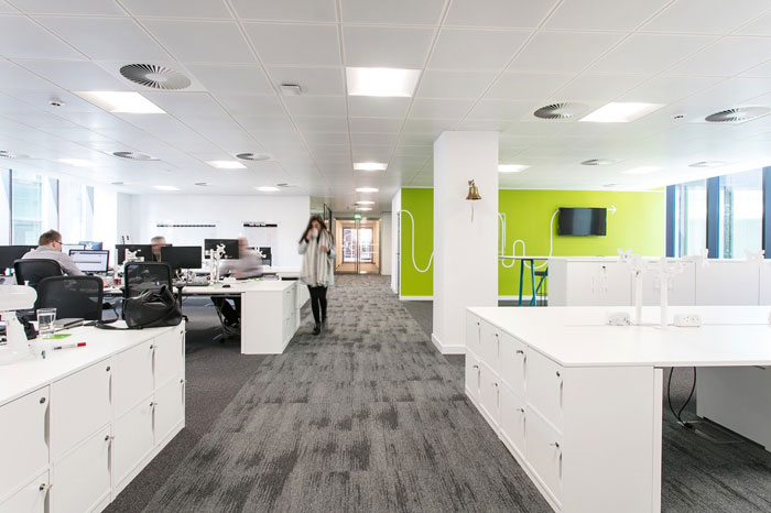 人力資源公司辦公室辦公區(qū)裝修設(shè)計效果圖