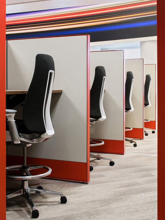 營銷策劃公司辦公室打電話區域裝修設計效果圖