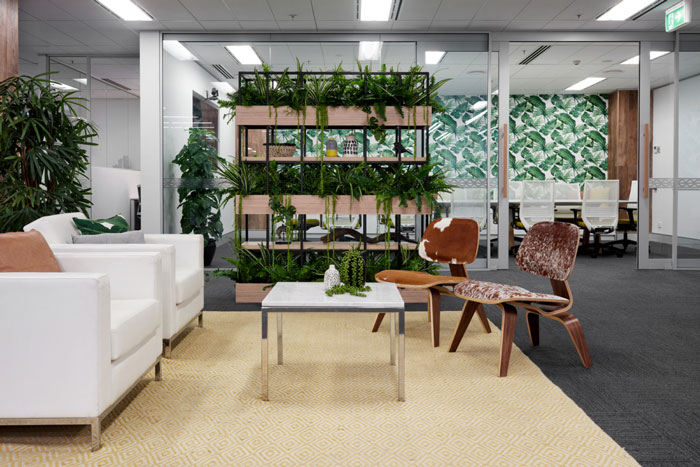 管理公司辦公室休息區裝修設計效果圖