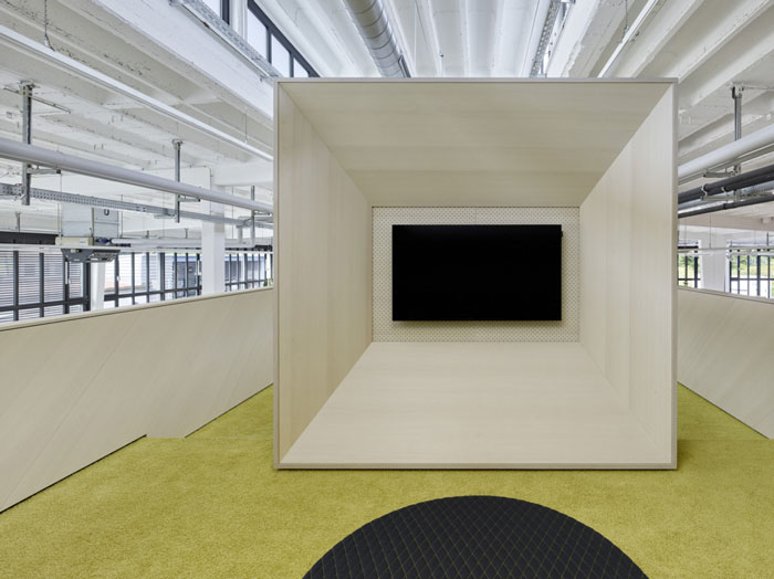 廠區(qū)辦公室討論區(qū)裝修設(shè)計效果圖