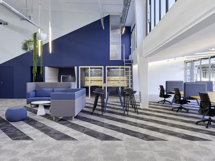 廠區(qū)辦公室吧臺裝修設(shè)計效果圖