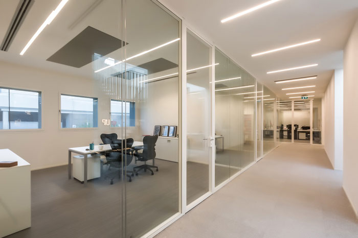 化妝品公司辦公室辦公區(qū)裝修設計效果圖