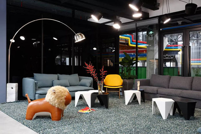 廢舊工廠改造辦公室休息區裝修設計效果圖