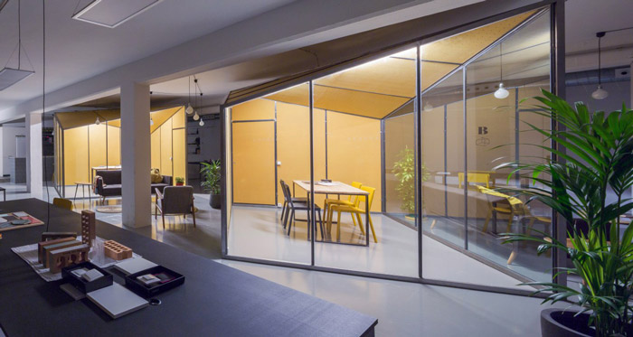 開(kāi)放式辦公空間交流區(qū)裝修效果圖