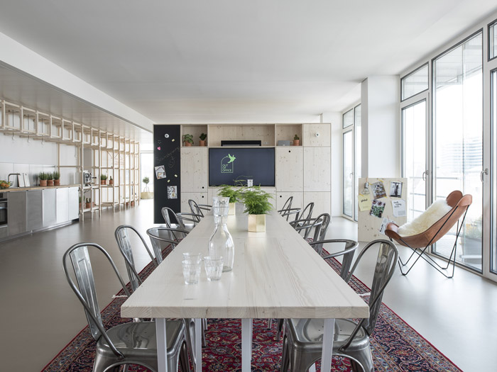 300平方辦公室辦公區裝修效果圖